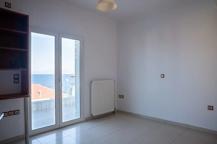 Image No.17-4 Bed Property for sale