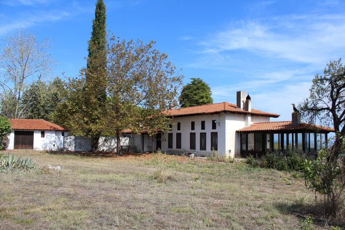 Image No.2-Propriété de 3 chambres à vendre