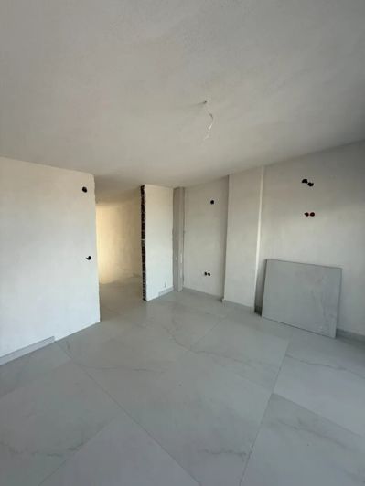 Image No.21-2 Bed Maisonette for sale