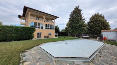 Photo 1 - Cottage 340 m² in Central Macedonia