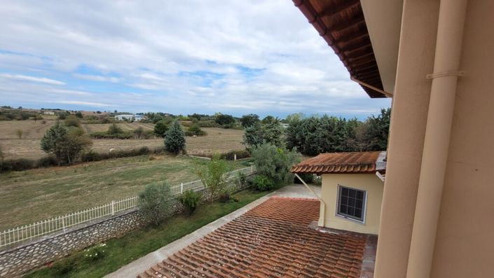 Image No.25-7 Bed Property for sale