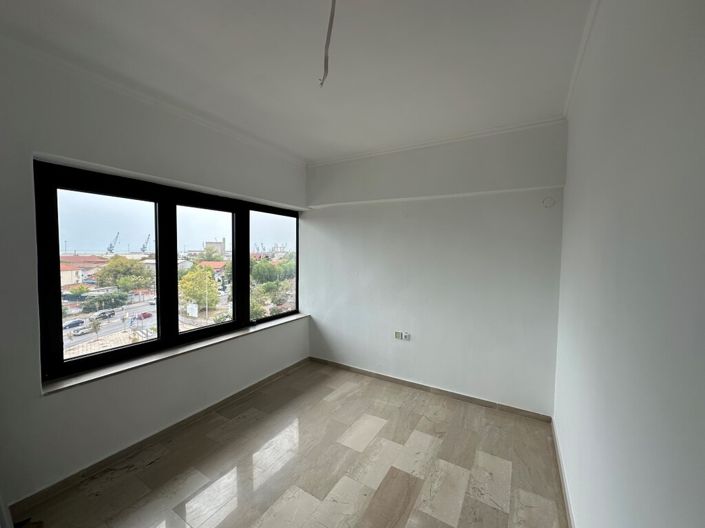 Image No.4-1 Bed Flat for sale