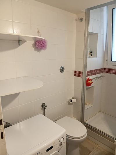 Image No.17-2 Bed Flat for sale