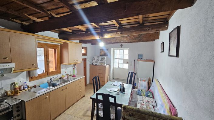 Image No.5-1 Bed Maisonette for sale