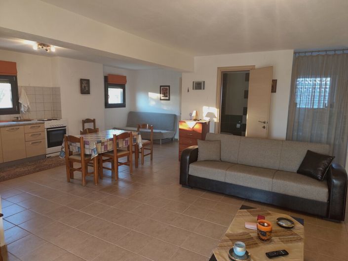 Image No.8-Appartement de 4 chambres à vendre