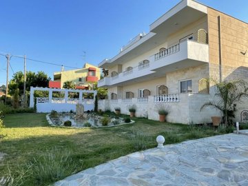 Photo 1 - Hotel 300 m² in Central Macedonia
