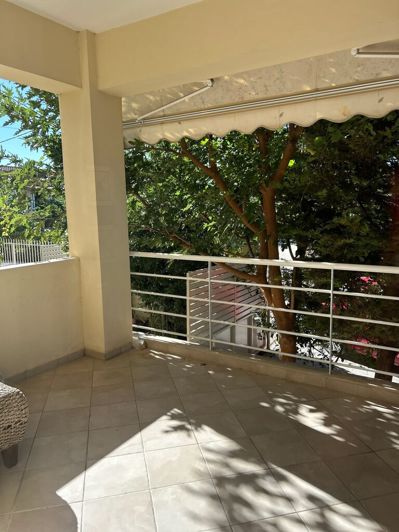 Image No.11-2 Bed Flat for sale