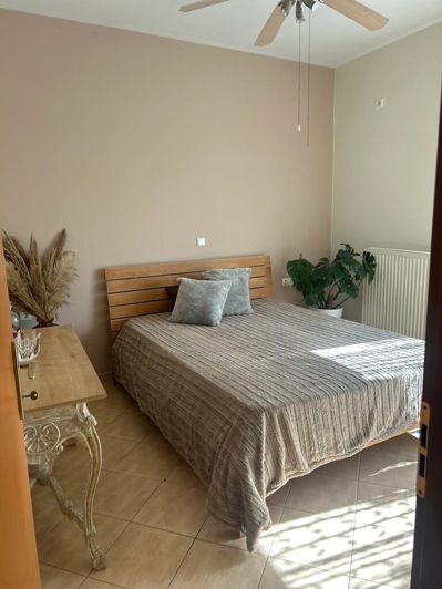 Image No.17-2 Bed Flat for sale