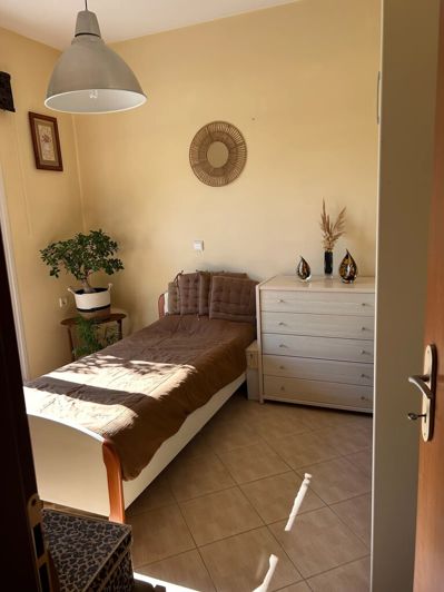Image No.9-2 Bed Flat for sale