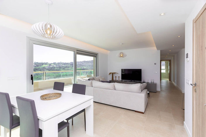 Image No.10-3 Bed Apartment for sale