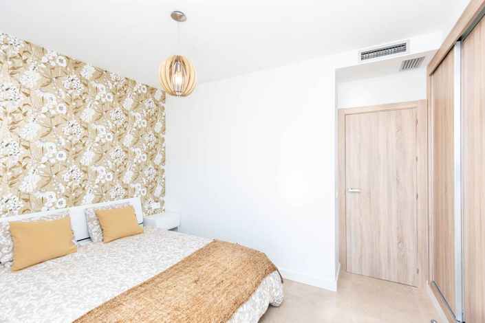 Image No.14-3 Bed Apartment for sale