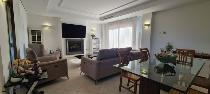 Image No.8-3 Bed Villa for sale