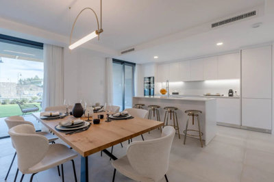 11-20939a0134ad724a8cb2a801094d15a4