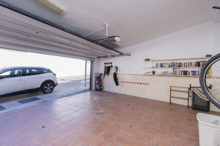 Image No.21-4 Bed Villa for sale