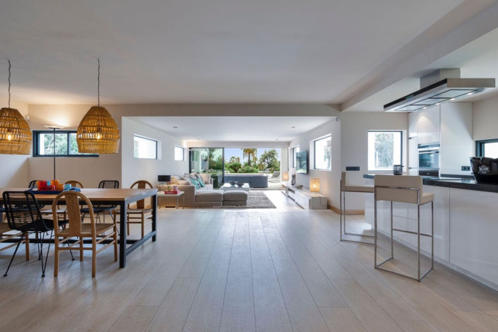 Image No.10-6 Bed Villa for sale