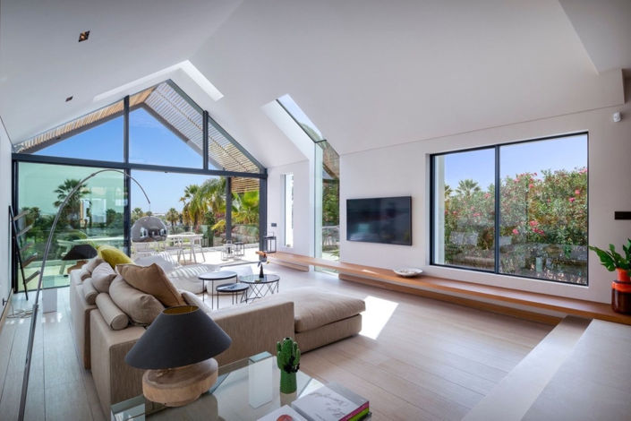 Image No.9-6 Bed Villa for sale