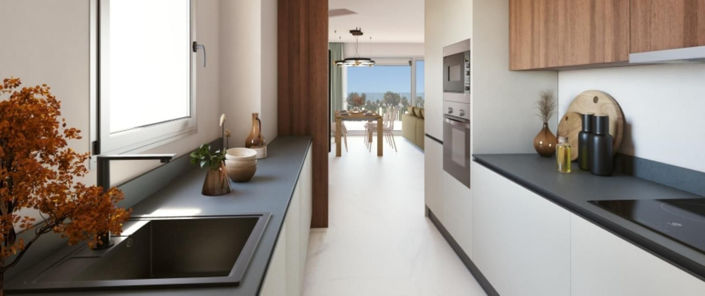 Image No.17-4 Bed Apartment for sale