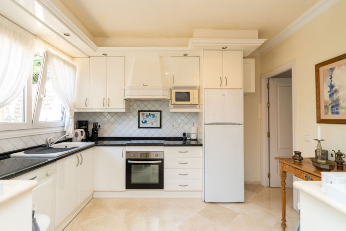 Image No.27-3 Bed Villa for sale