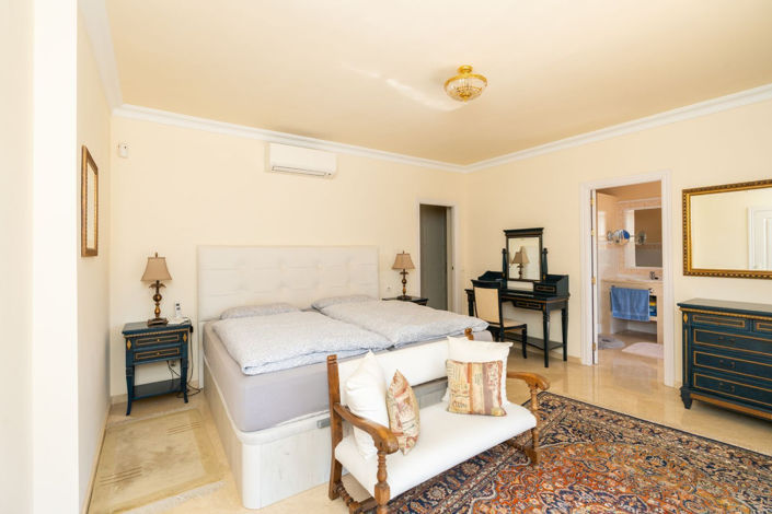 Image No.29-3 Bed Villa for sale