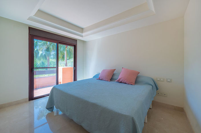 Image No.23-3 Bed Apartment for sale