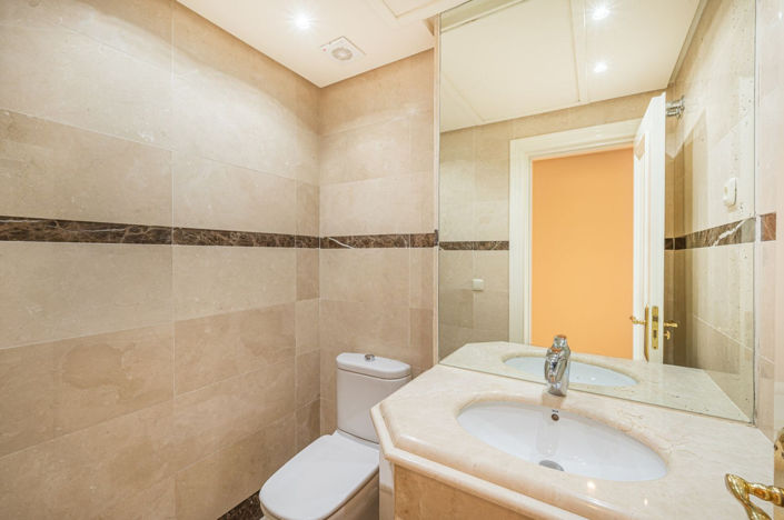 Image No.27-3 Bed Apartment for sale