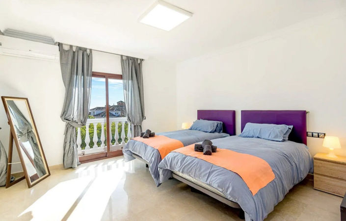 Image No.7-5 Bed Villa for sale
