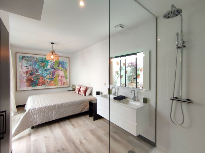 Image No.24-2 Bed Apartment for sale