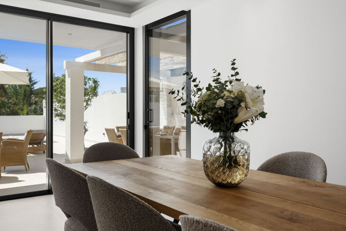 Image No.16-5 Bed Villa for sale