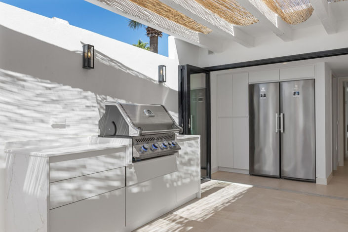 Image No.9-5 Bed Villa for sale