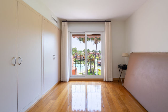 Image No.12-3 Bed Apartment for sale