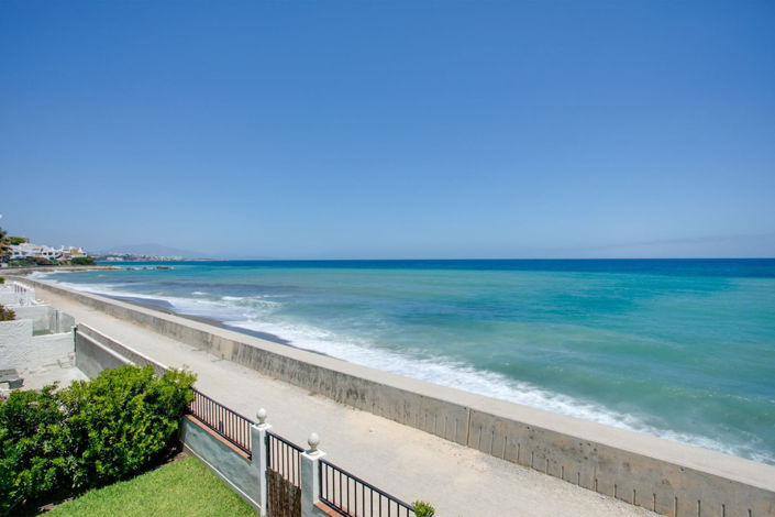 Image No.3-3 Bed Villa for sale