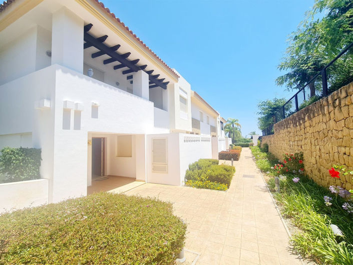 Image No.3-3 Bed Townhouse for sale