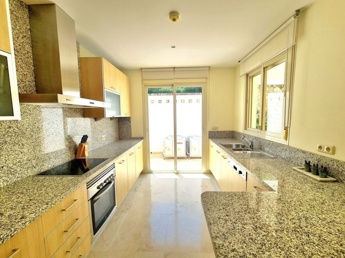 Image No.6-3 Bed Townhouse for sale