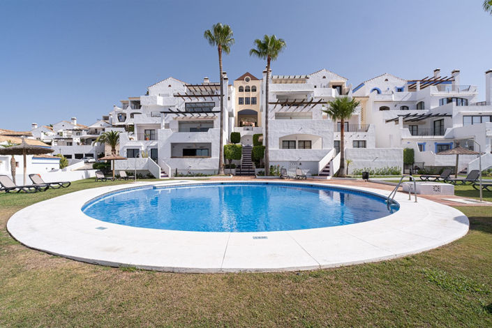 Image No.1-Maison de ville de 3 chambres à vendre à Los Arqueros Golf Resort