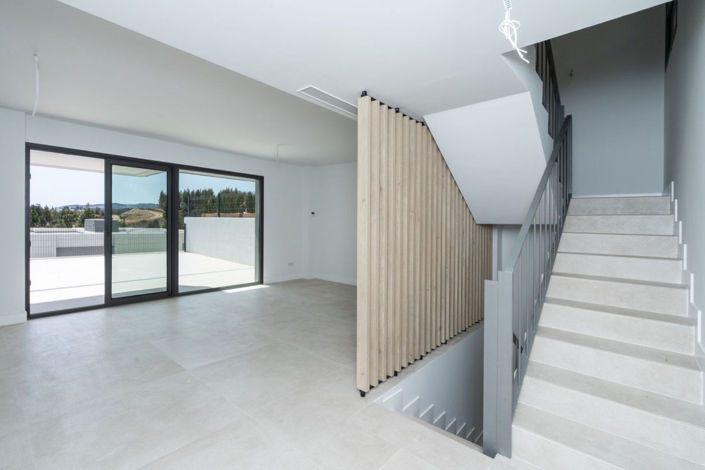 Image No.10-3 Bed Townhouse for sale