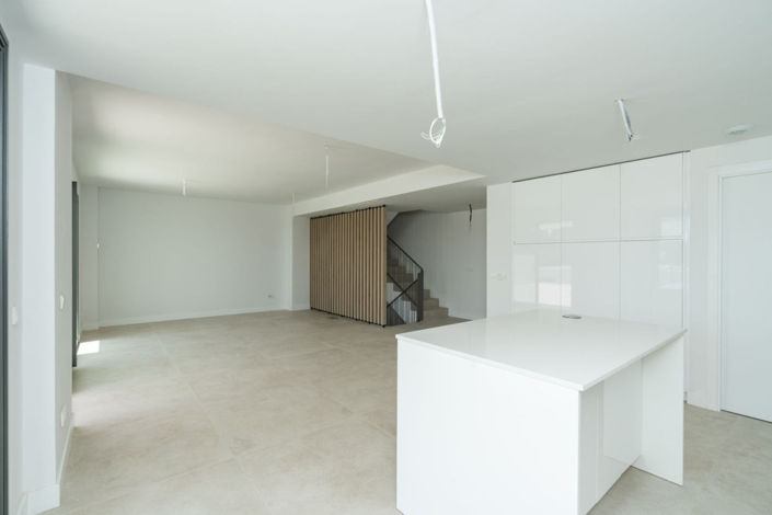 Image No.7-3 Bed Townhouse for sale