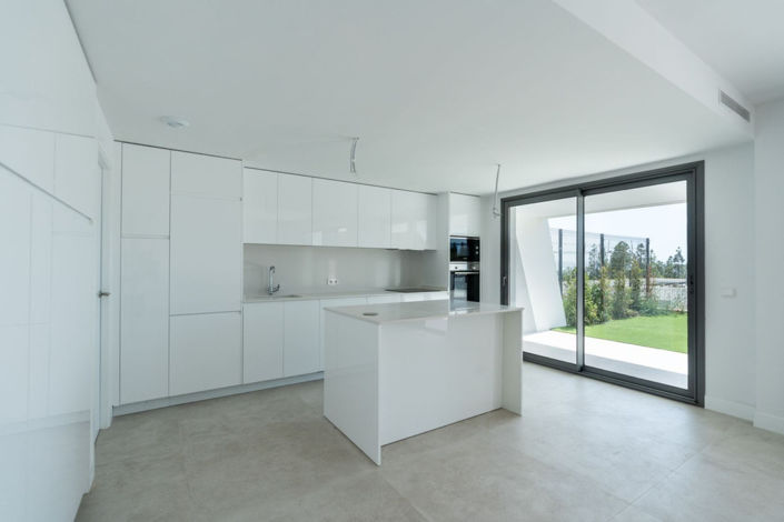 Image No.8-3 Bed Townhouse for sale