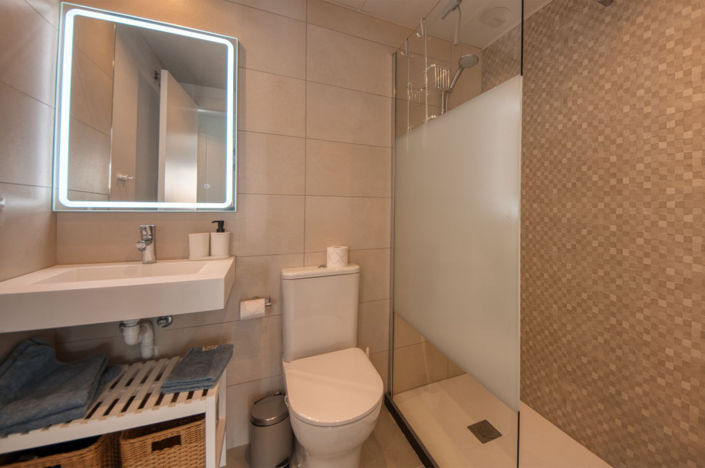 Image No.15-3 Bed Apartment for sale