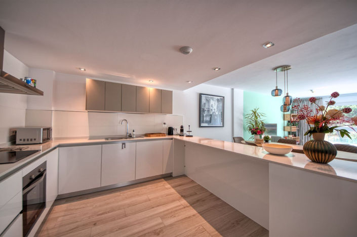 Image No.9-3 Bed Apartment for sale