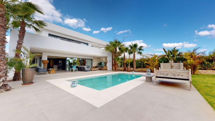 Image No.1-Villa de 3 chambres à vendre à La Cala De Mijas