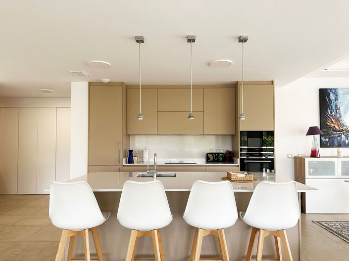 Image No.10-3 Bed Apartment for sale