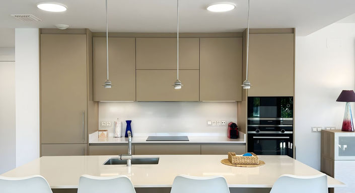 Image No.13-3 Bed Apartment for sale