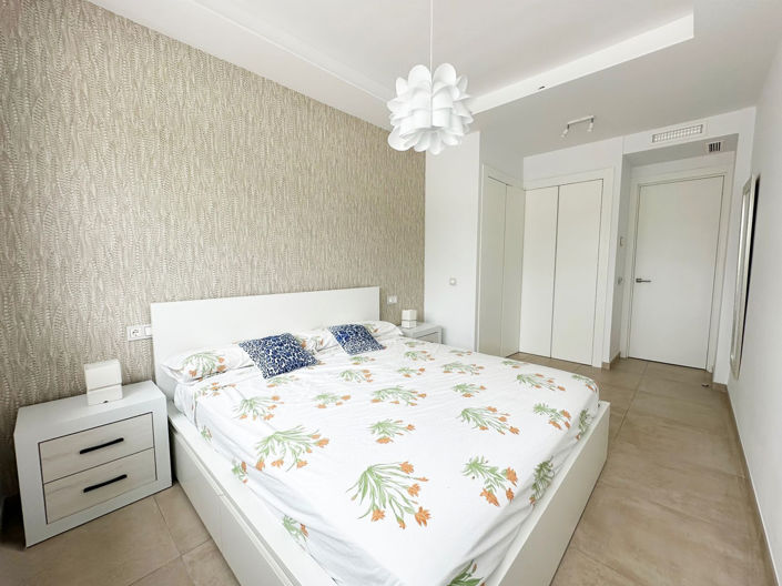 Image No.22-3 Bed Apartment for sale