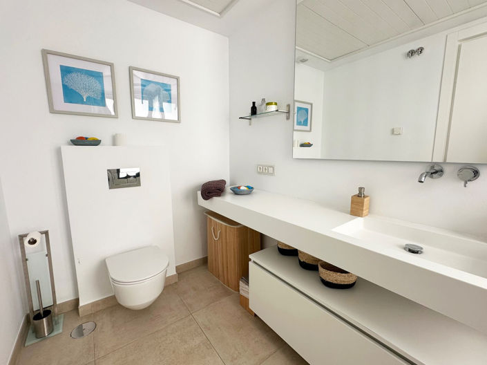 Image No.26-3 Bed Apartment for sale