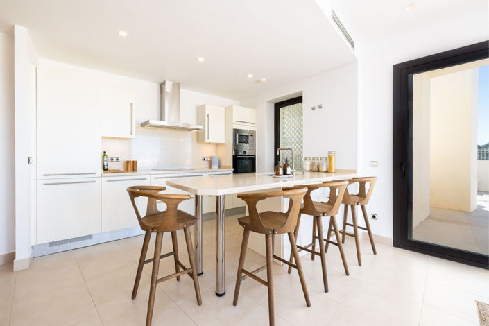 Image No.11-2 Bed Apartment for sale