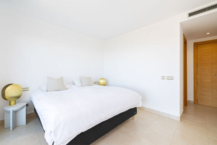 Image No.16-2 Bed Apartment for sale