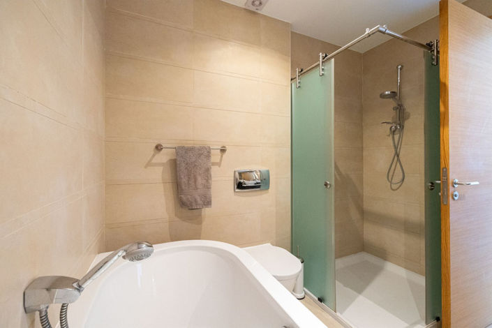 Image No.19-2 Bed Apartment for sale