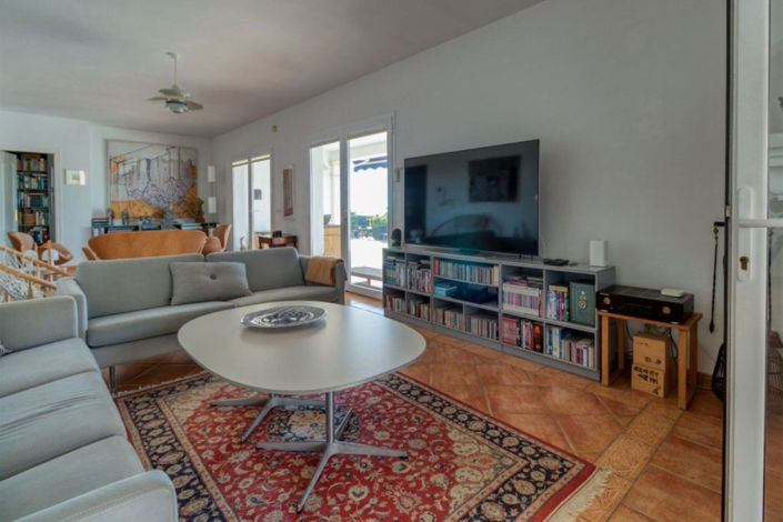 Image No.9-4 Bed Villa for sale