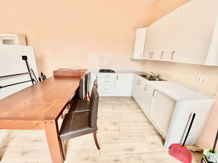 Image No.13-3 Bed Townhouse for sale