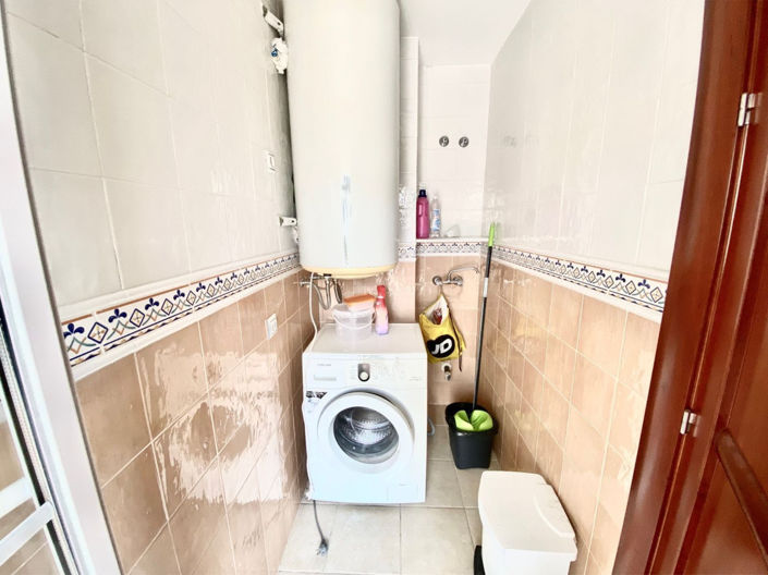 Image No.14-3 Bed Townhouse for sale